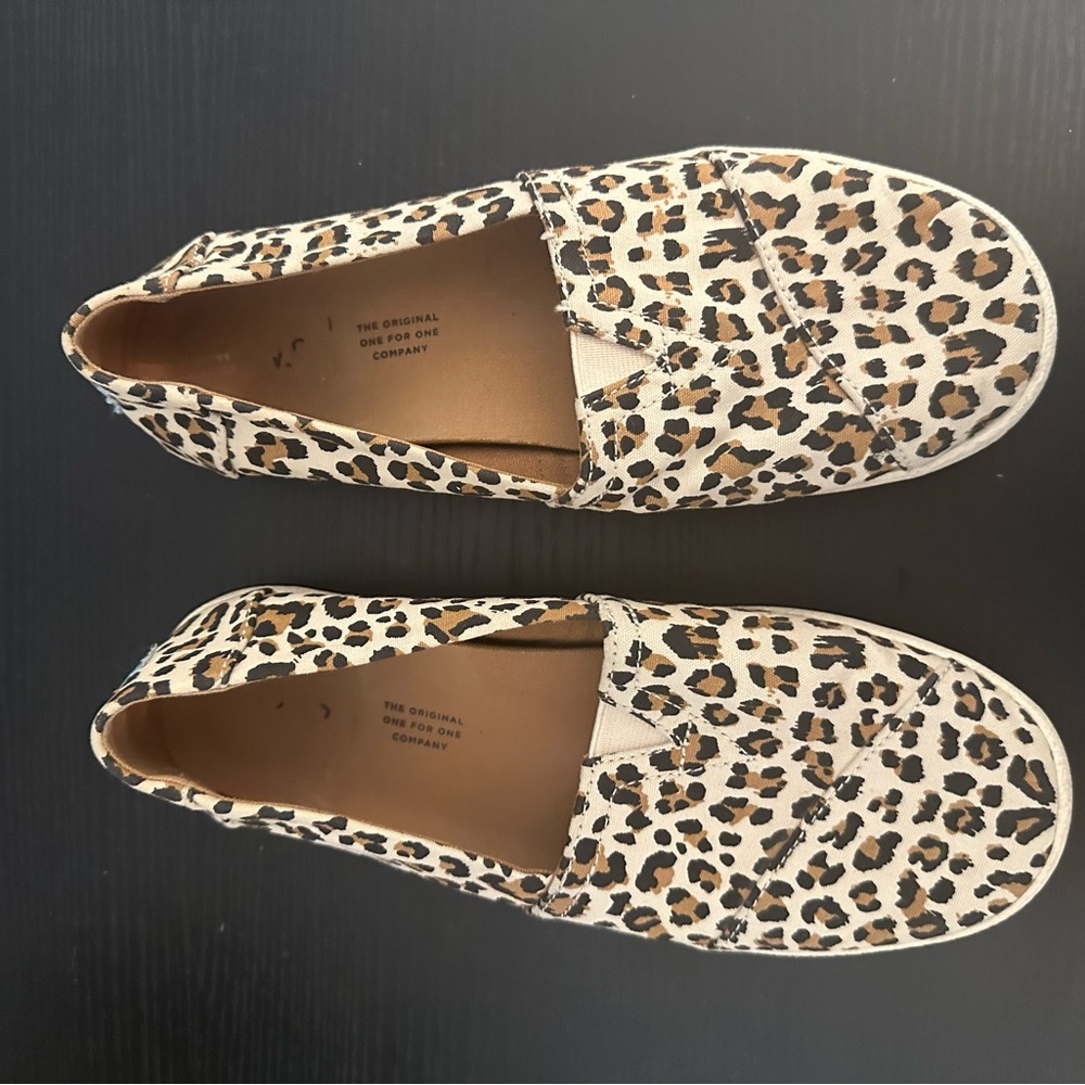 Toms Leopard Print Slip-On Flats - Tan, Black, Brown